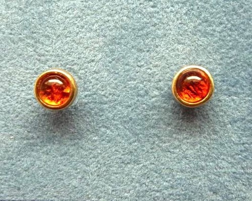 Bernstein ohrstecker halbkugel - ohrstecker,